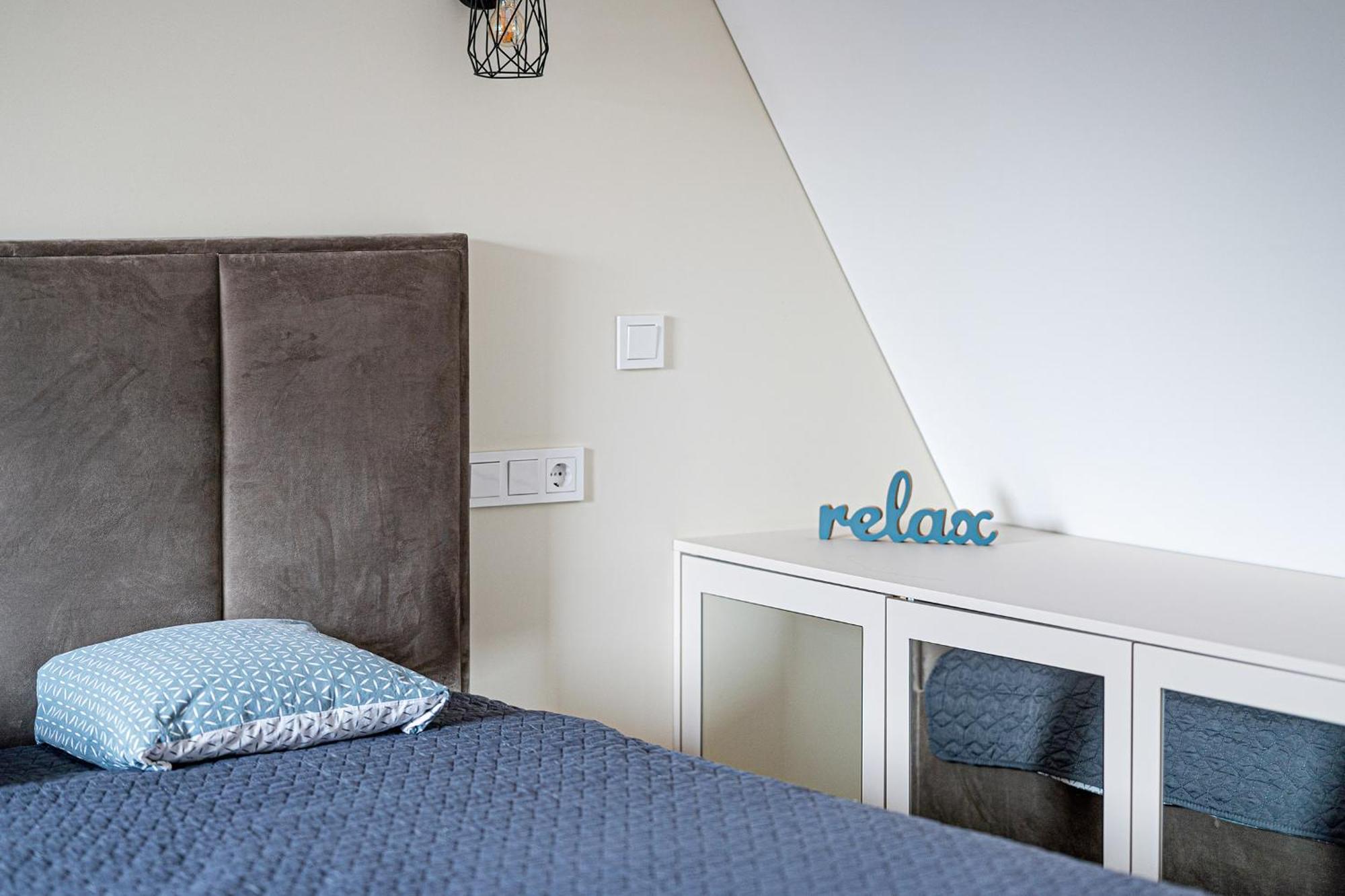 Cozy Central Attic Self Check In Аеропорт Вільнюс Екстер'єр фото